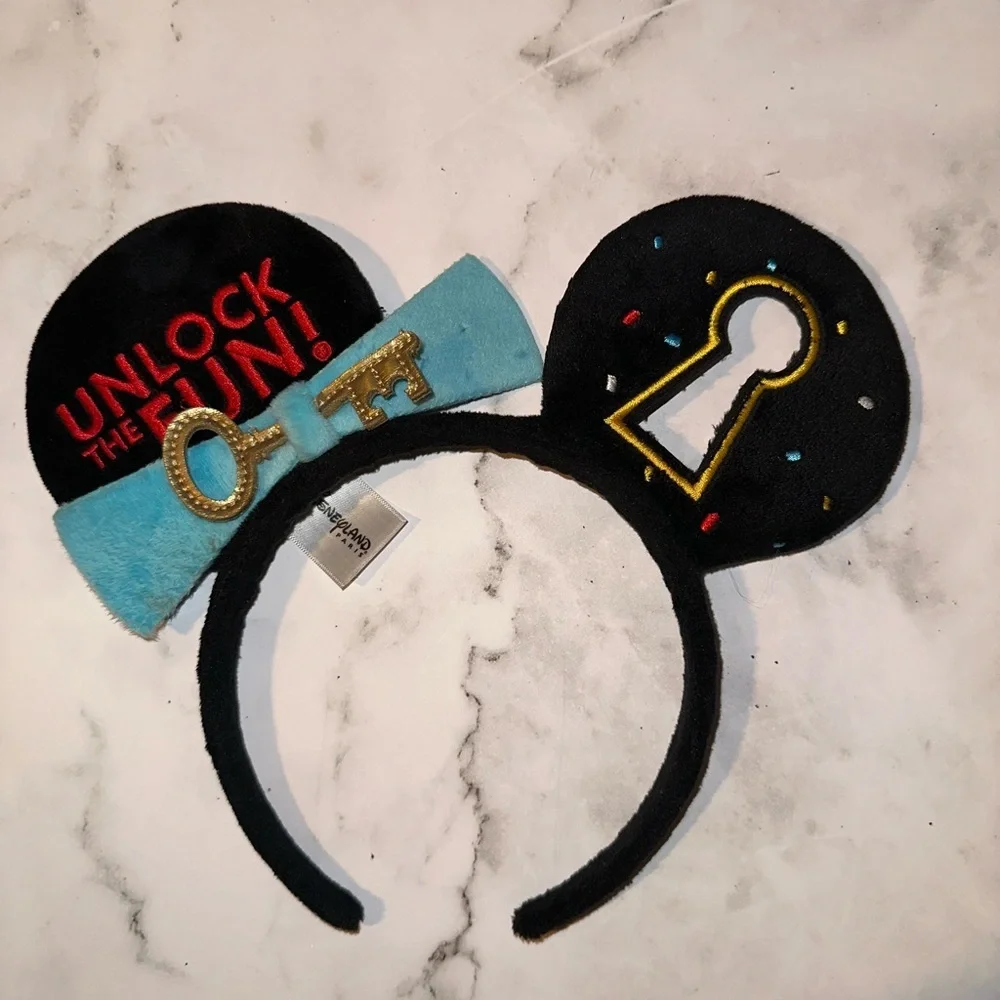 🗝️ Disneyland Paris “Unlock the Fun” Minnie Mouse Ears Headband – Rare